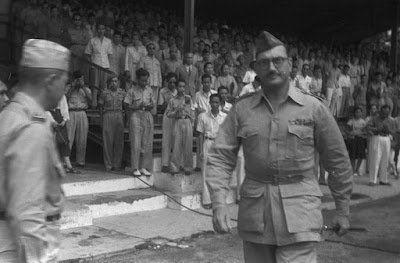 Serah terima kota Solo dari pihak Belanda ke Republik Indonesia, 1949: Upacara serah terima 9 gahetna 161028 08